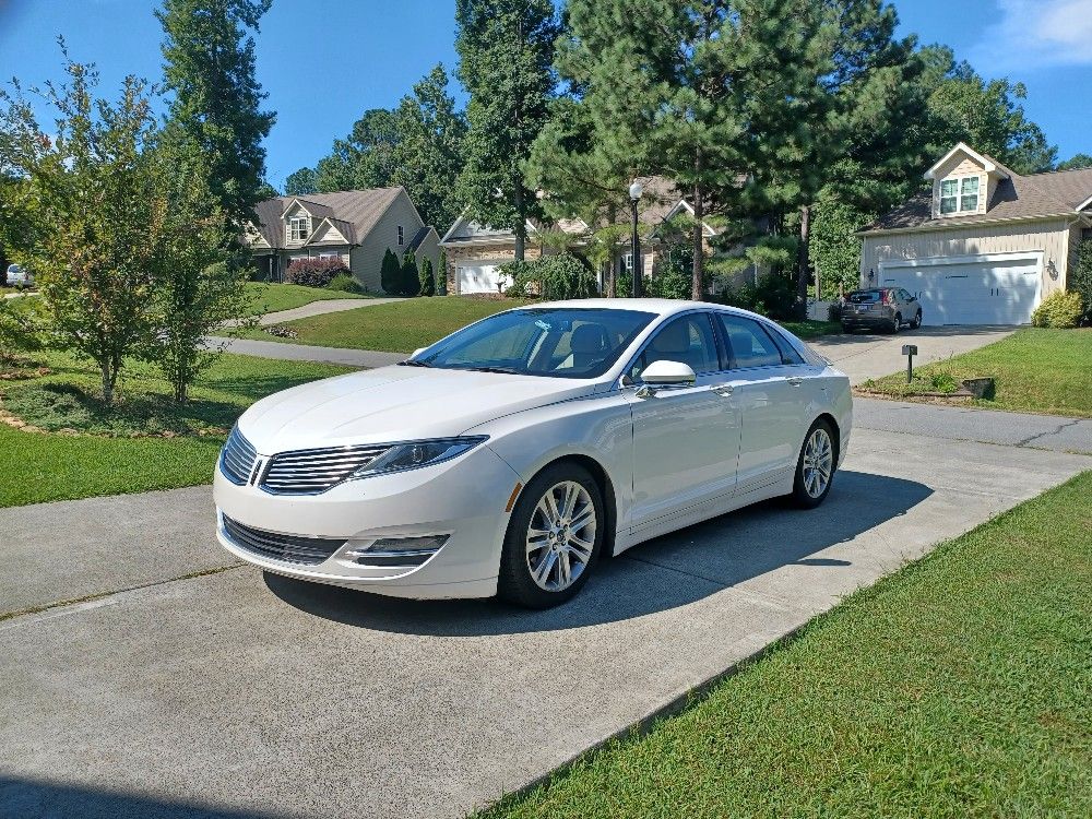 2016 Lincoln MKZ