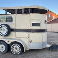 Horse Trailer 