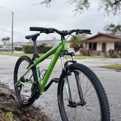 Specialized Mountain Bike 