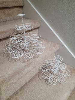 Two matching cupcake stands