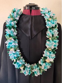 Graduation Lei