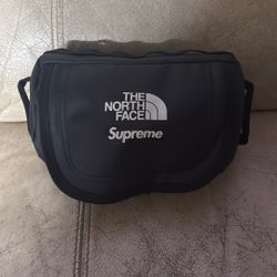 Supreme North face Money Bag 