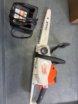 STIHL MSA 140c Chainsaw