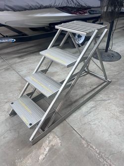 Collapsible step Collapsible step