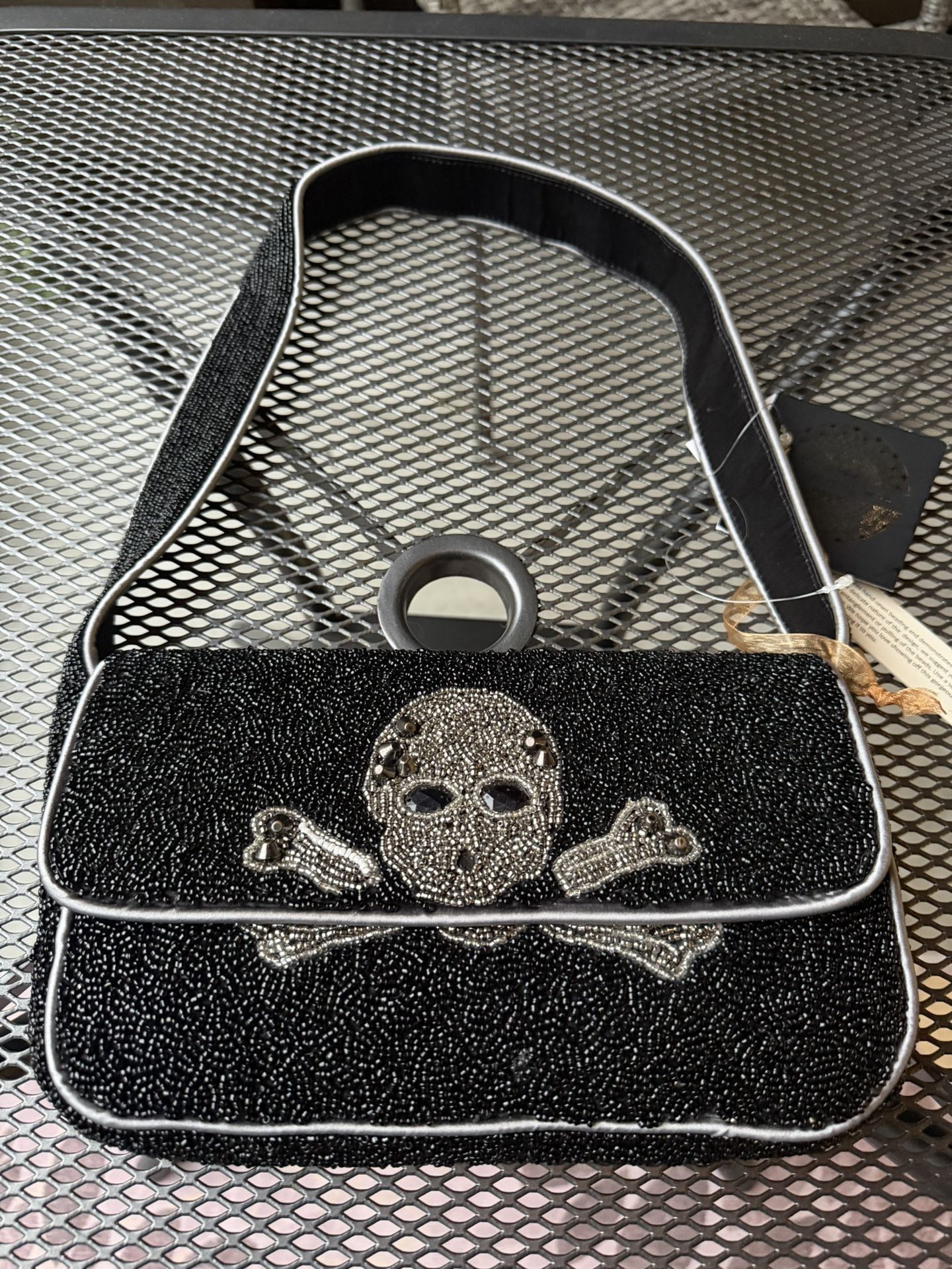 Skull and Crossbones Beaded Handbag NEW
