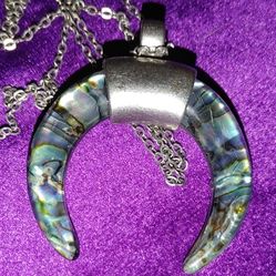 American Eagle Horseshoe charm Necklace