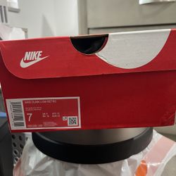 Nike Dunk Low Panda