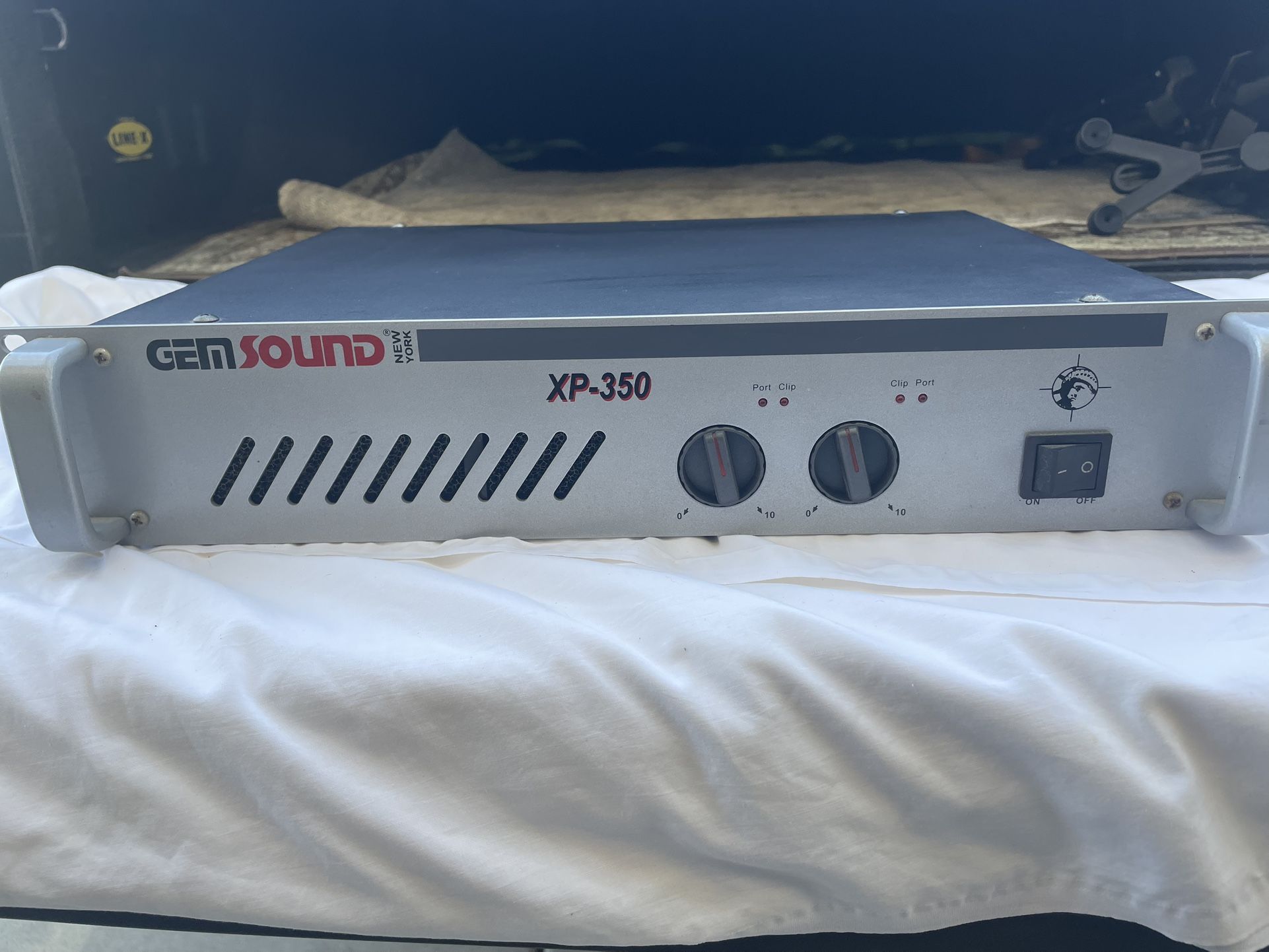 GemSound XP-350 Power Amp