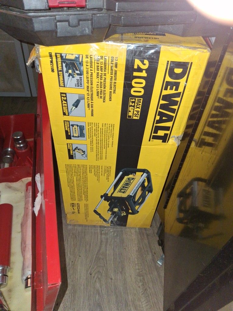 Dewalt Electric Portable 2100 Psi Pressure Washer