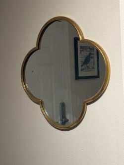 Wall Mirror Gold