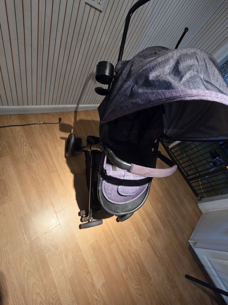 Almost Brand-new Stroller