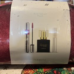 farmasi iRed Velvet Pouch Set