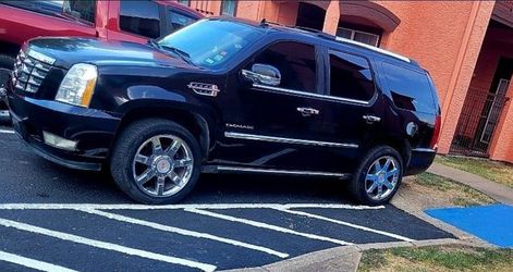 2011 Cadillac Escalade