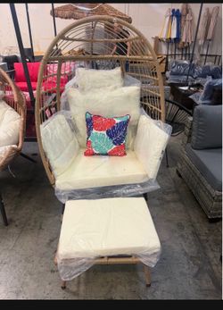New assembled egg chair with foot rest ottoman beige (small detail)