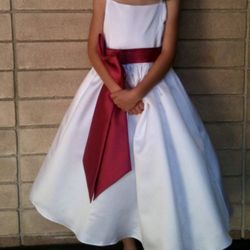 Size 6 Girl’s Flower girl Dress