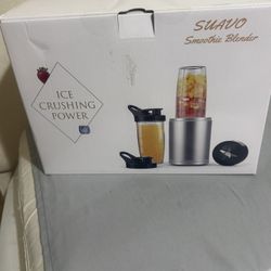 SMOOTHIE BLENDER