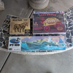 Plastic And Wood Models 