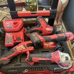 Milwaukee Cordless Power Tools, Batteries & Chargers