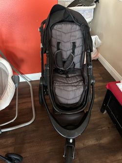 Baby trend stroller/basinet