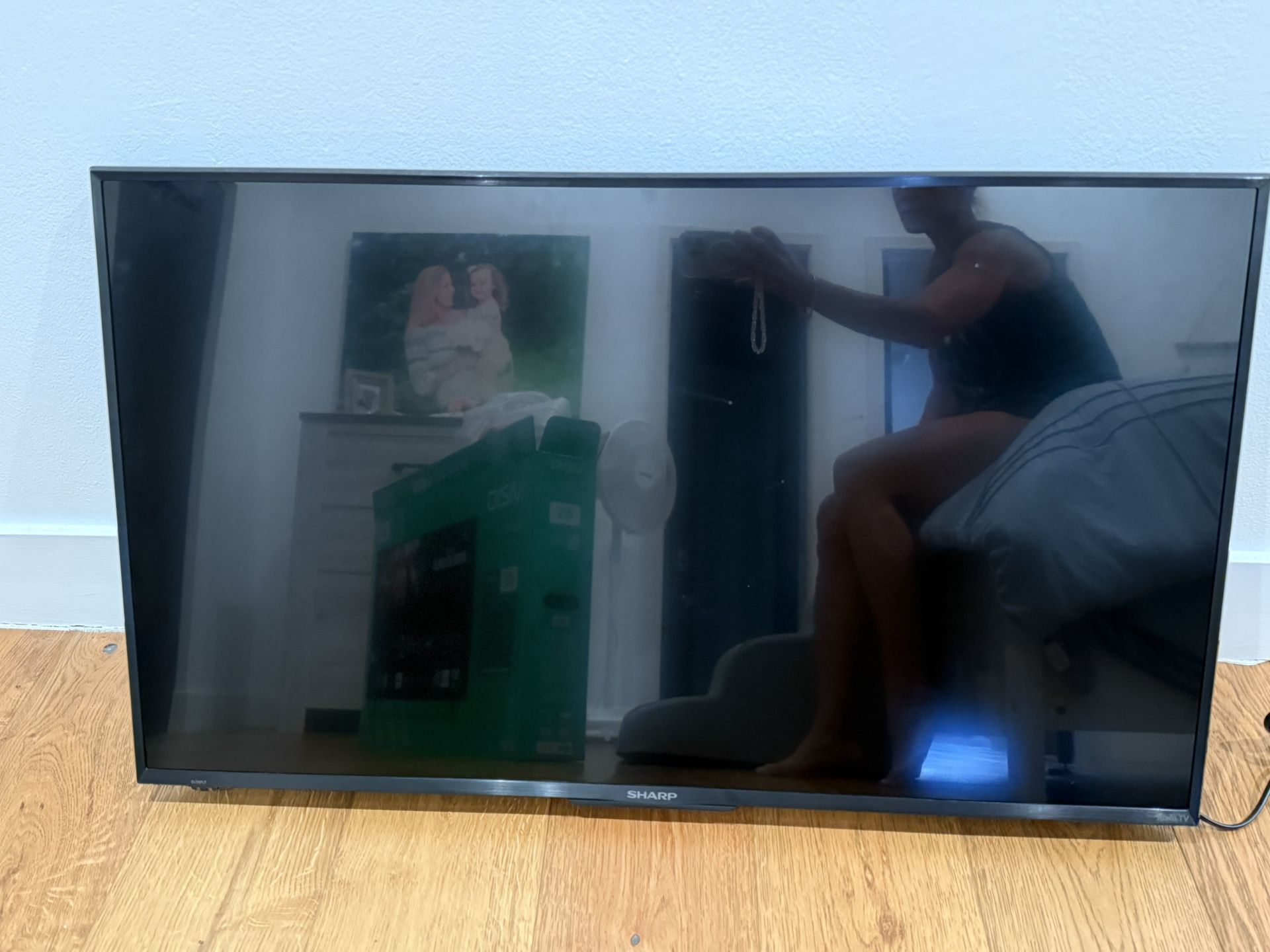 Sharp 42 Roku TV