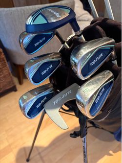 Nice Set of Top-Flite Ladies Golf Clubs with Stand Bag
