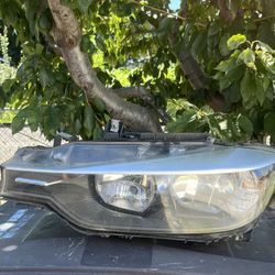 Stock Headlight F30