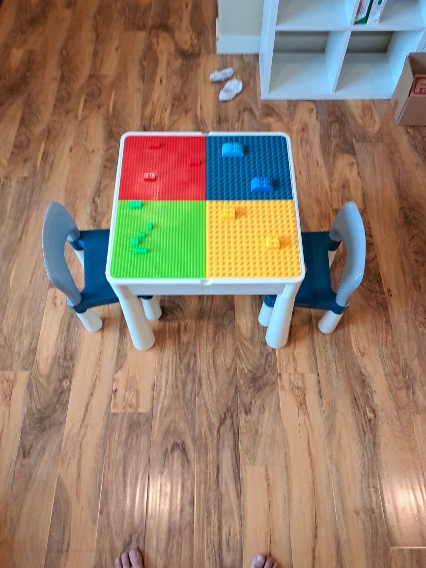 Kids Play Table