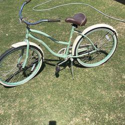 26 Inch Girls Beach Cruiser