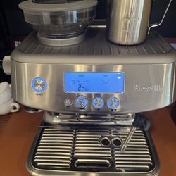 Breville Barista Pro. Less then a month old (EXCELLENT CONDITION)!!! $550