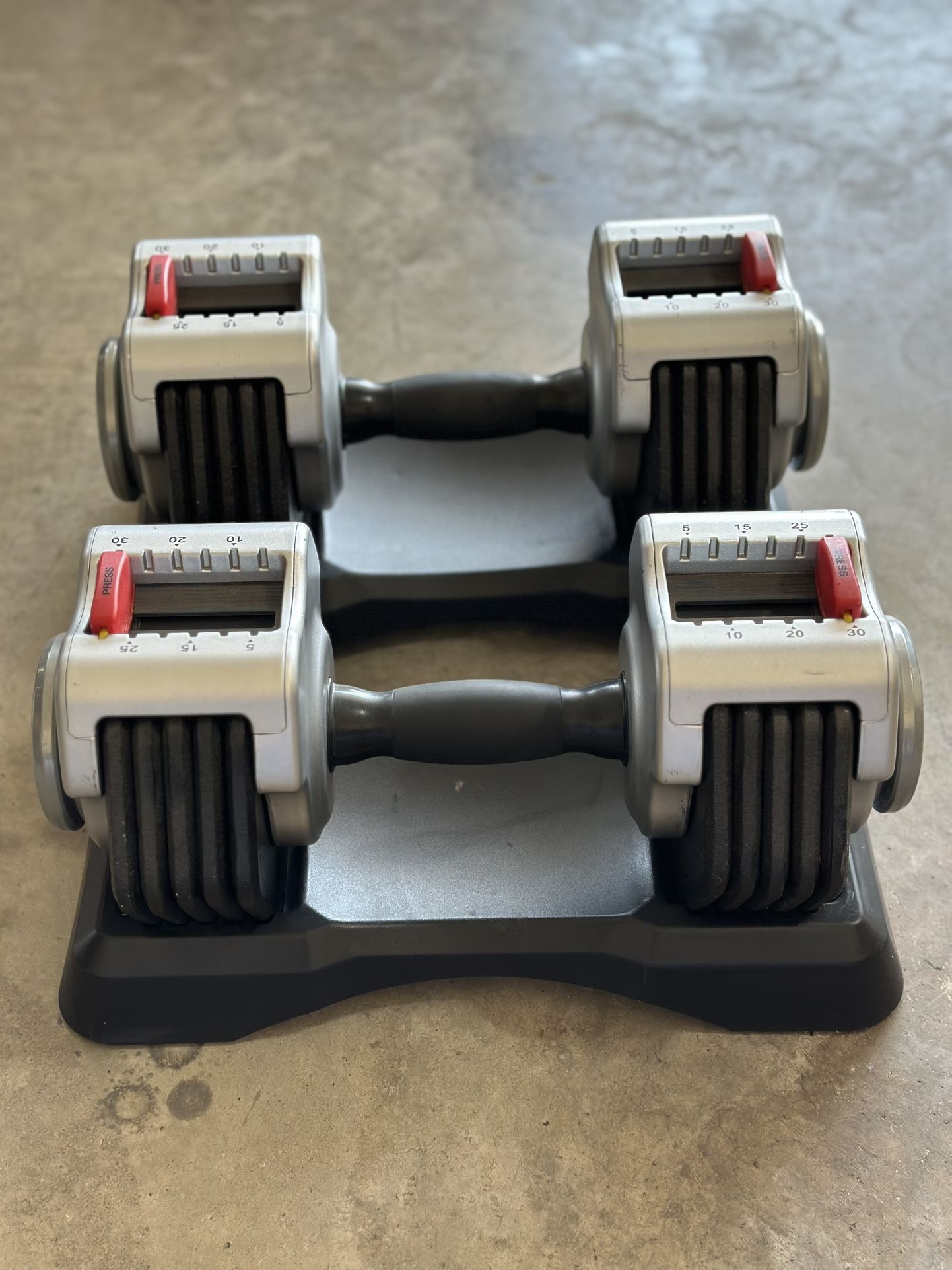 Adjustable Dumb Bell Set