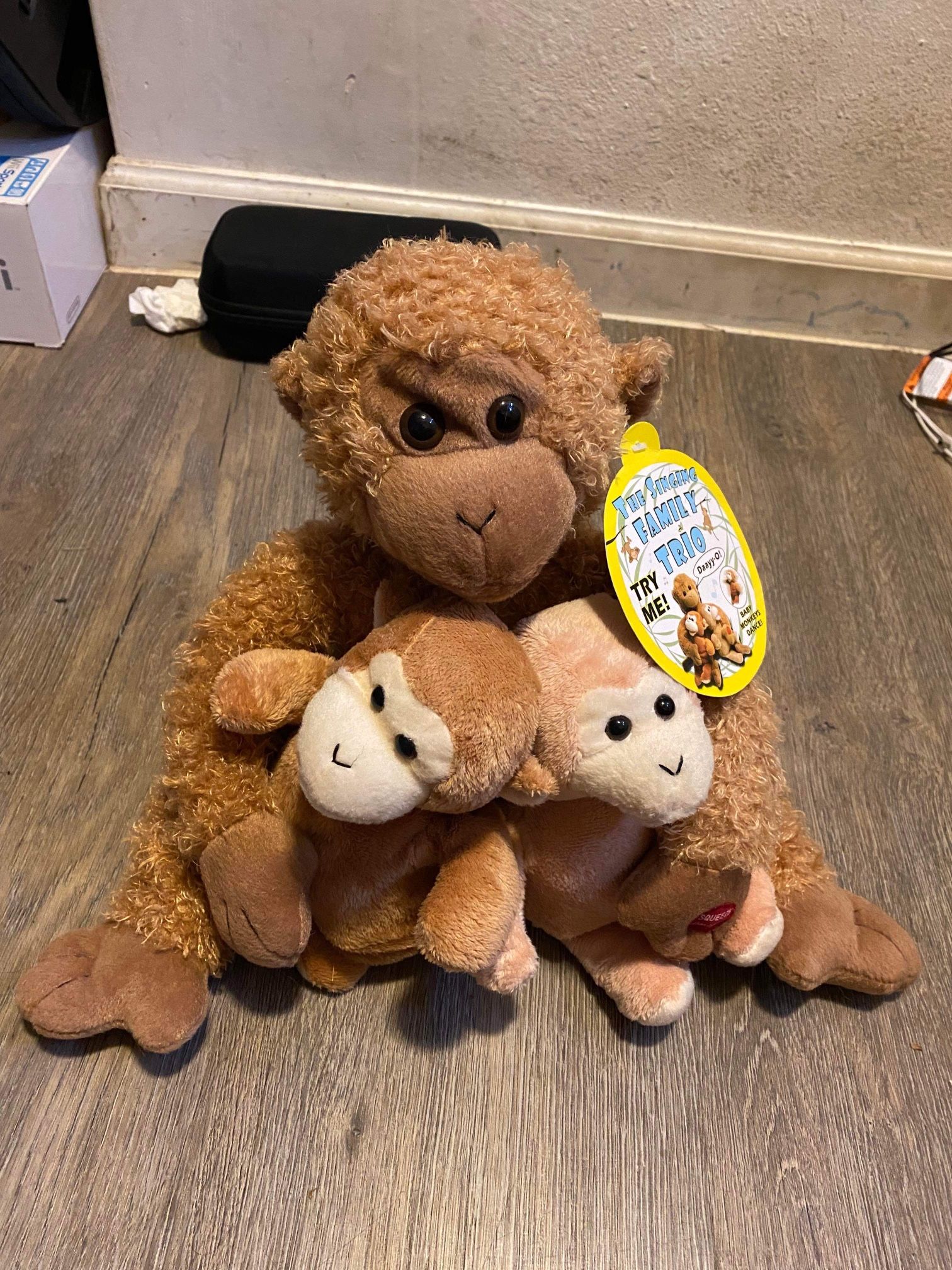 Monkey Family Trio Singing Plush - New!