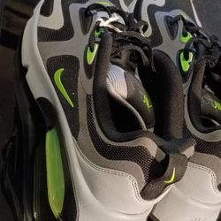 AIR MAX 200 GS SNEAK5 SIZE 7 Y STYLE # AT 5627-006