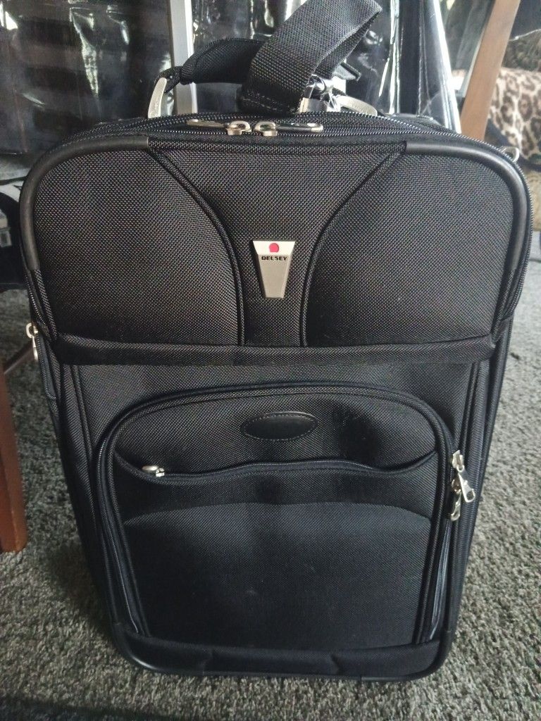 Delsey Black Luggage Carry On With Handle And Wheels