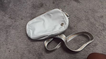 Lululemon handbag