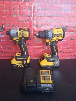 DEWALT XR 20V MAX CORDLESS BRUSHLESS COMBO KIT
