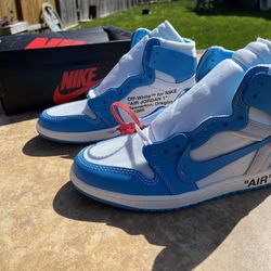 Off-White Jordan 1 UNC