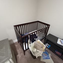 Baby Crib 