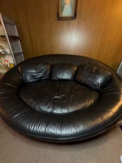 Leather sofa/ love seat