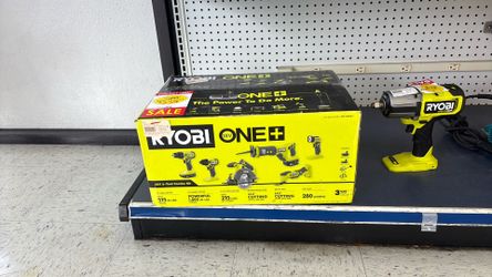 RYOBI ONE+ 18V Cordless 6-Tool Combo Kit (Model PCL1600K2)