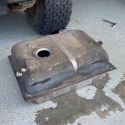 Free Wrangler Yj Small Fuel Tank