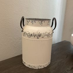 Farm Style Flower Base 
