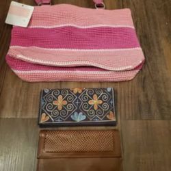 SMALL PINK ZIPPERED CARRY BAG WITH 2 WALLETS $5 FOR SET OF 3