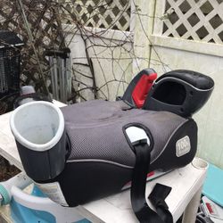 Nice heavy duty Graco reclining car booster seat only $30