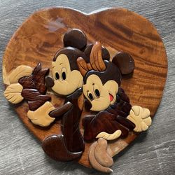 Vintage Walt Disney Mickey & hMinnie Mouse Wall Wood Plaque Hanging