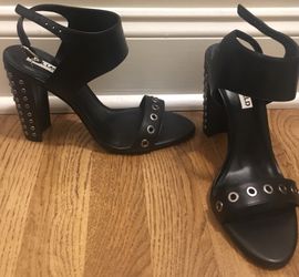 *NEW* KARL LAGERFELD Sandal size 8.5