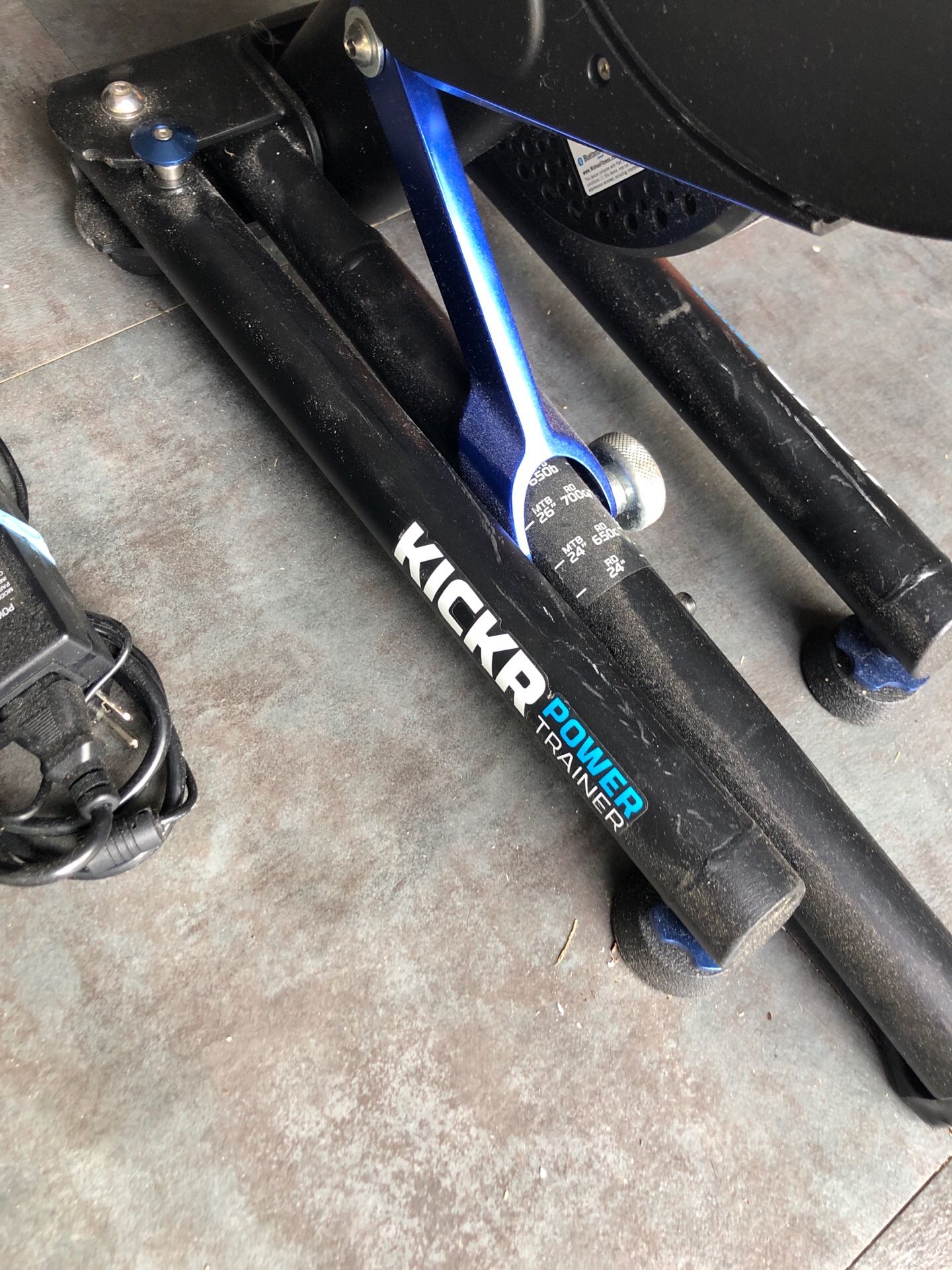 wahoo kickr model wf104