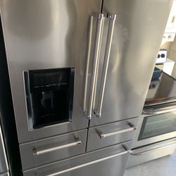 Kitchen Aid Refrigerator 