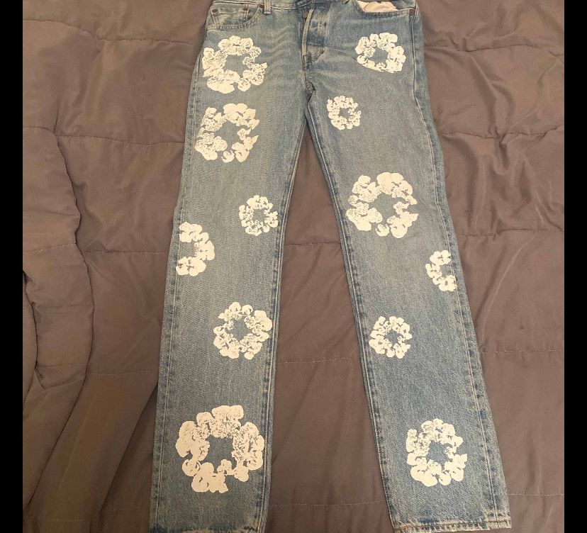 Levi’s X Denim Tears Size 30