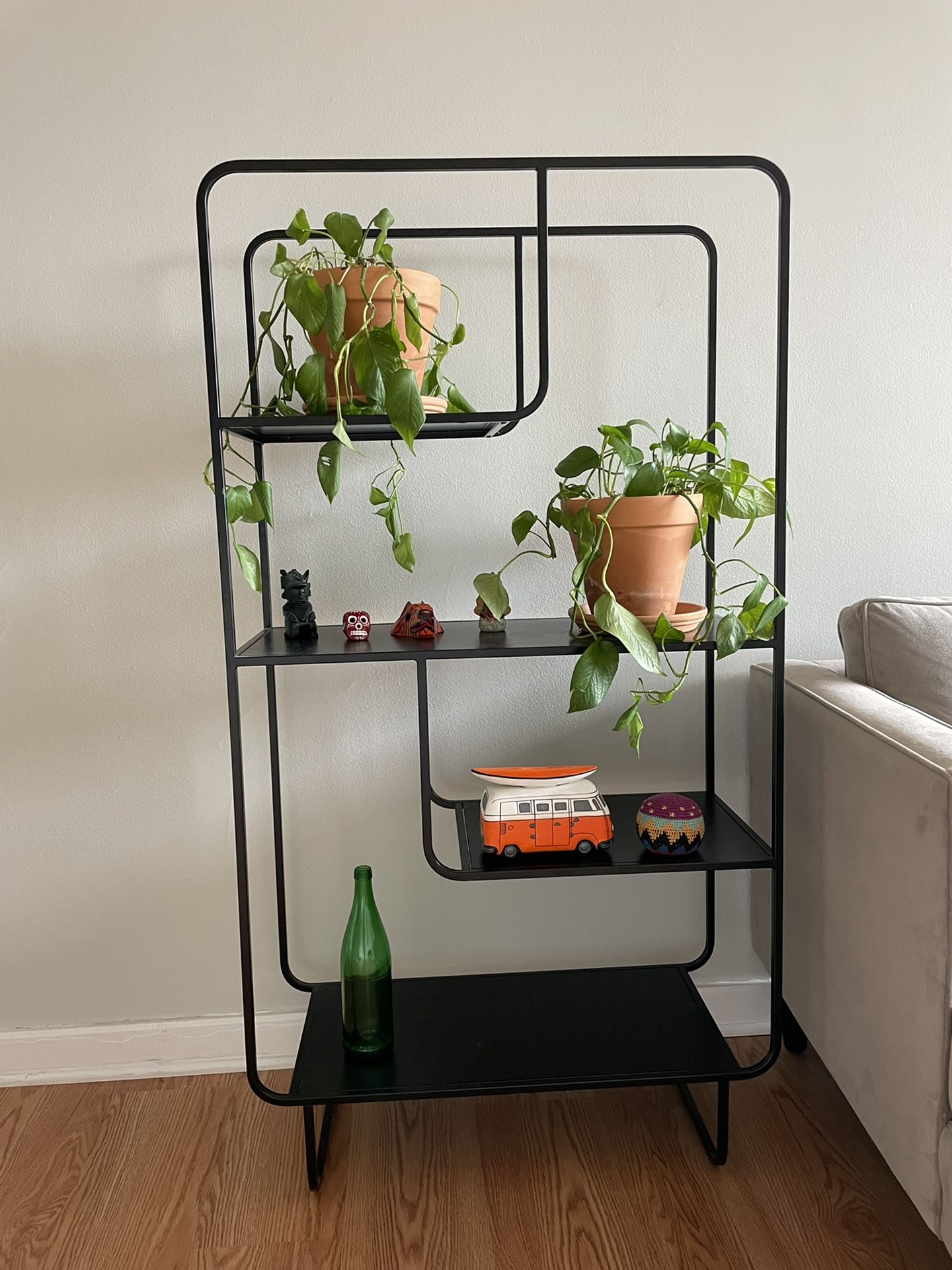 Alana Bookshelf Urban Outfitters for Sale in Chicago, IL OfferUp