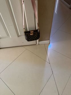 Handbag